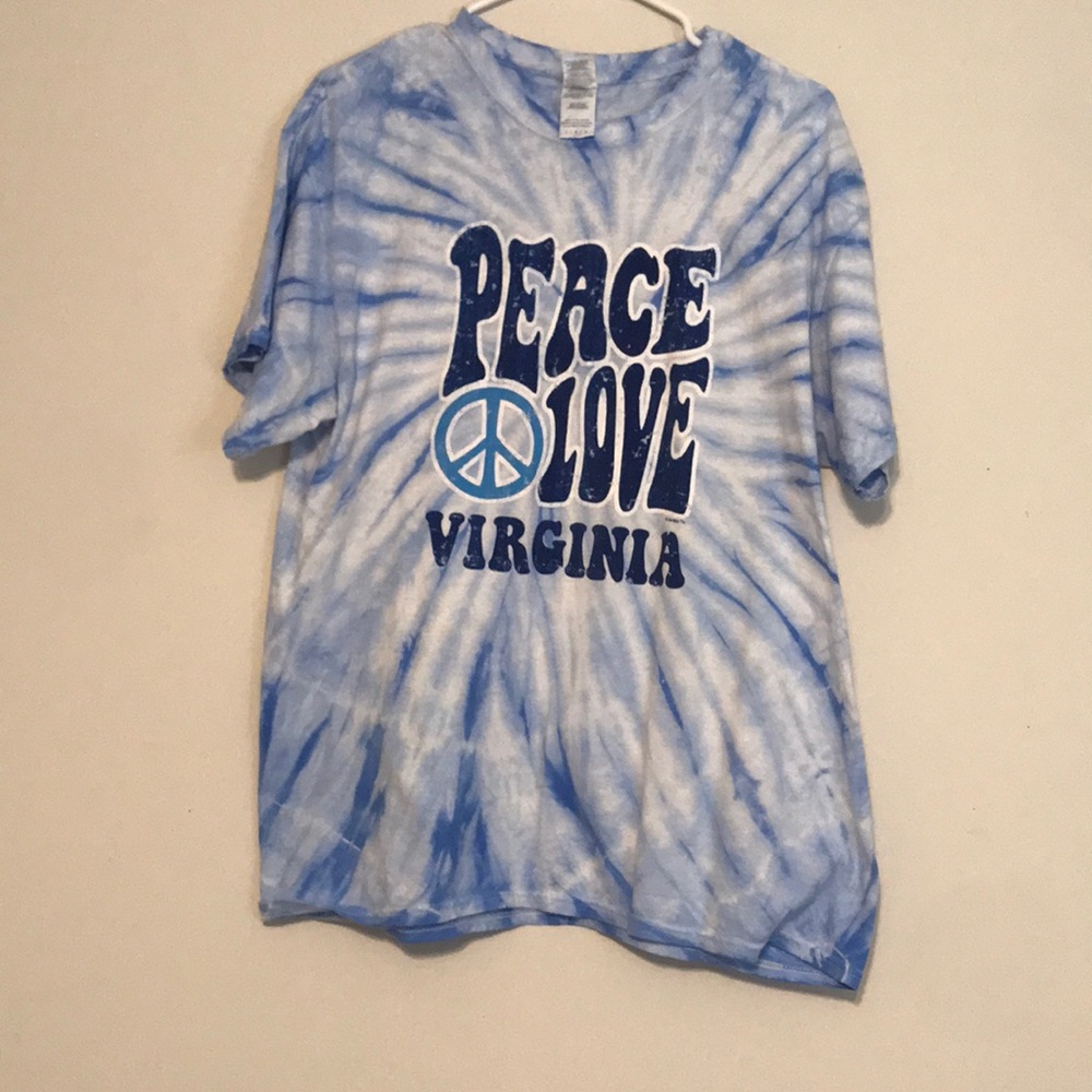 Tie dye t-shirt.